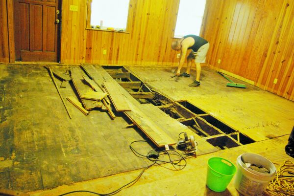 Subfloor Demolition in Kent